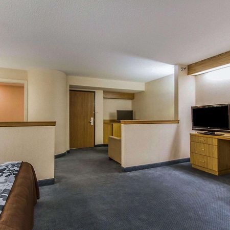 Rodeway Inn Fremont Extérieur photo