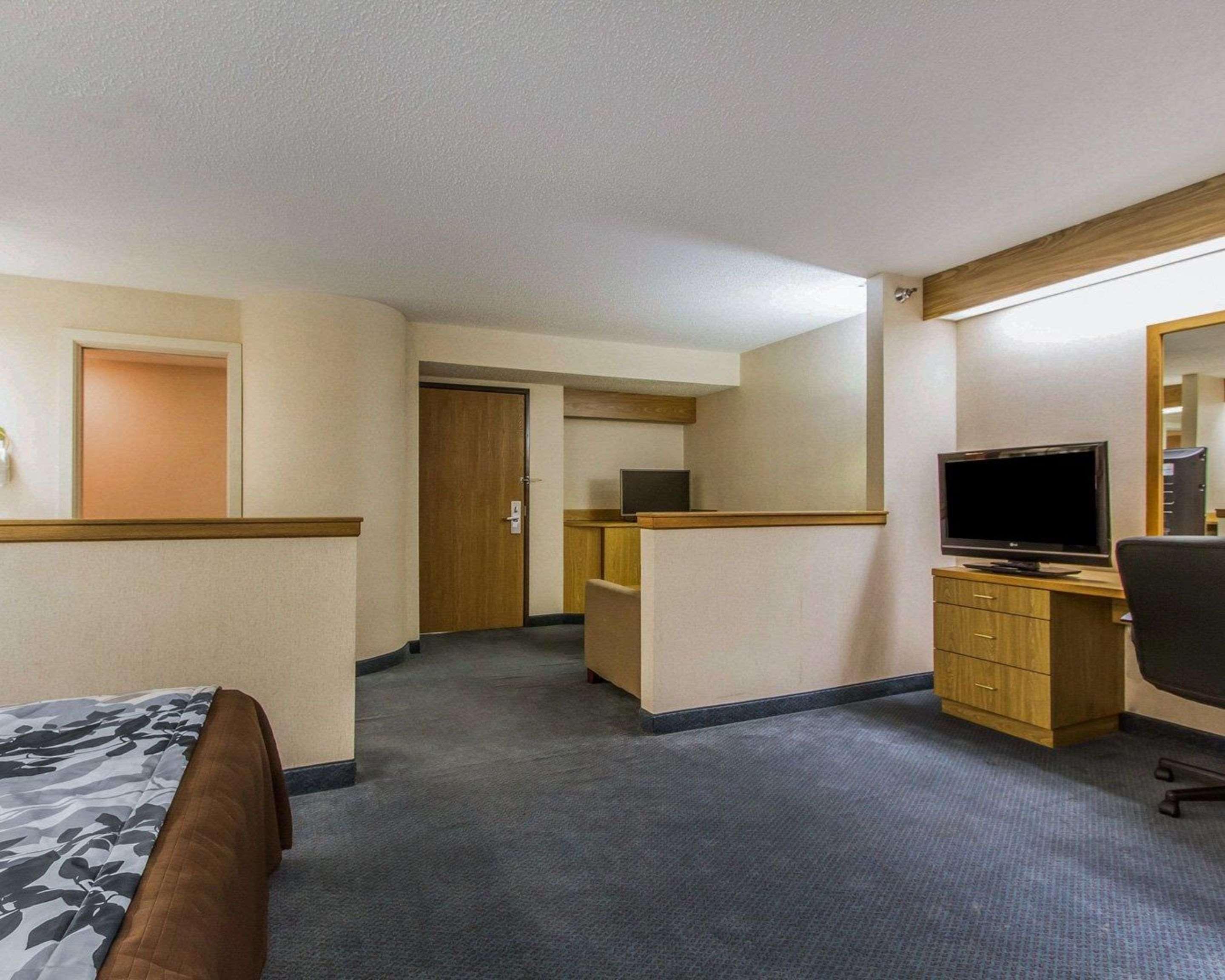 Rodeway Inn Fremont Extérieur photo