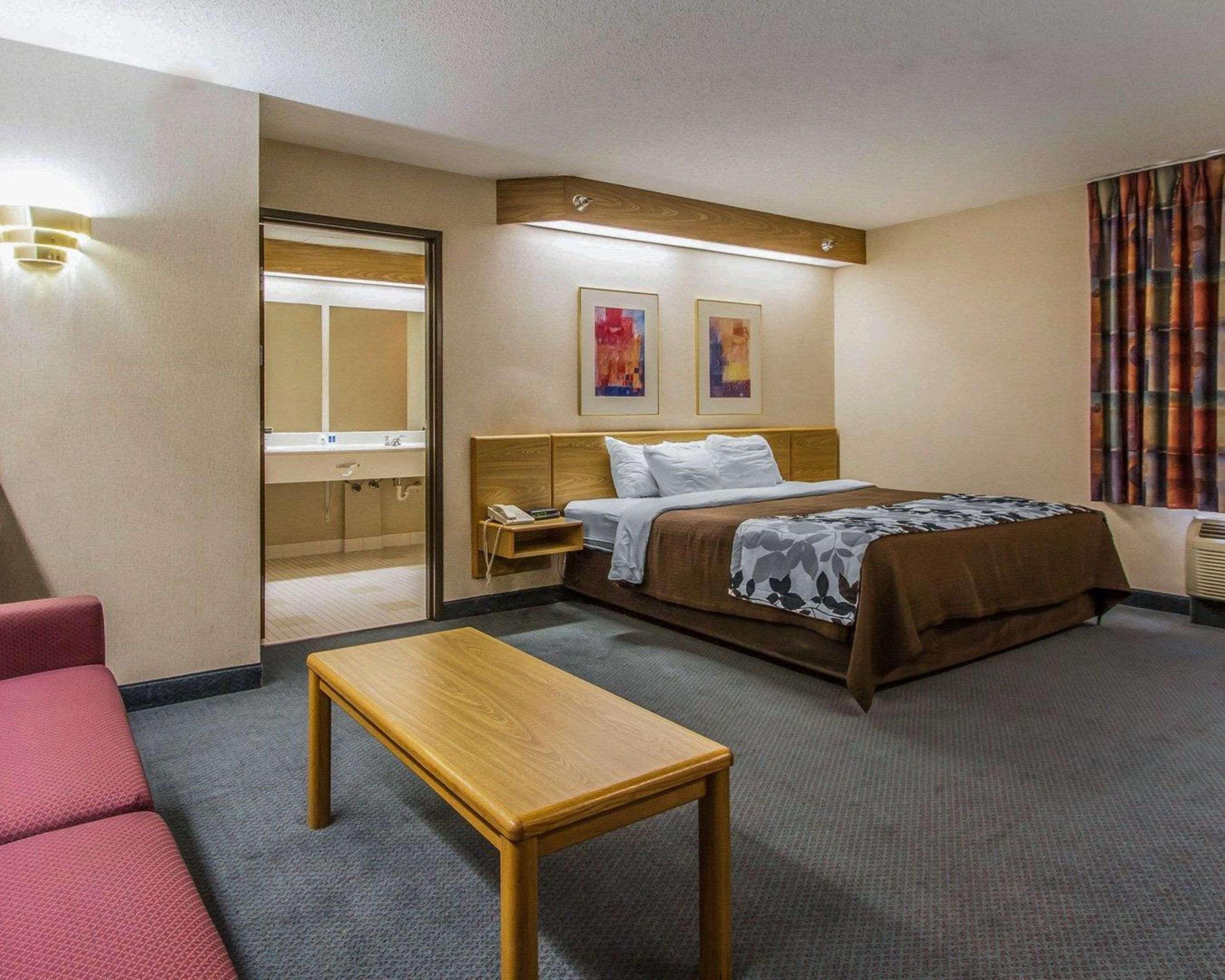 Rodeway Inn Fremont Extérieur photo